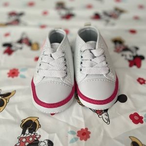 Baby converse